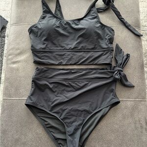 Black Women's Bikini Set